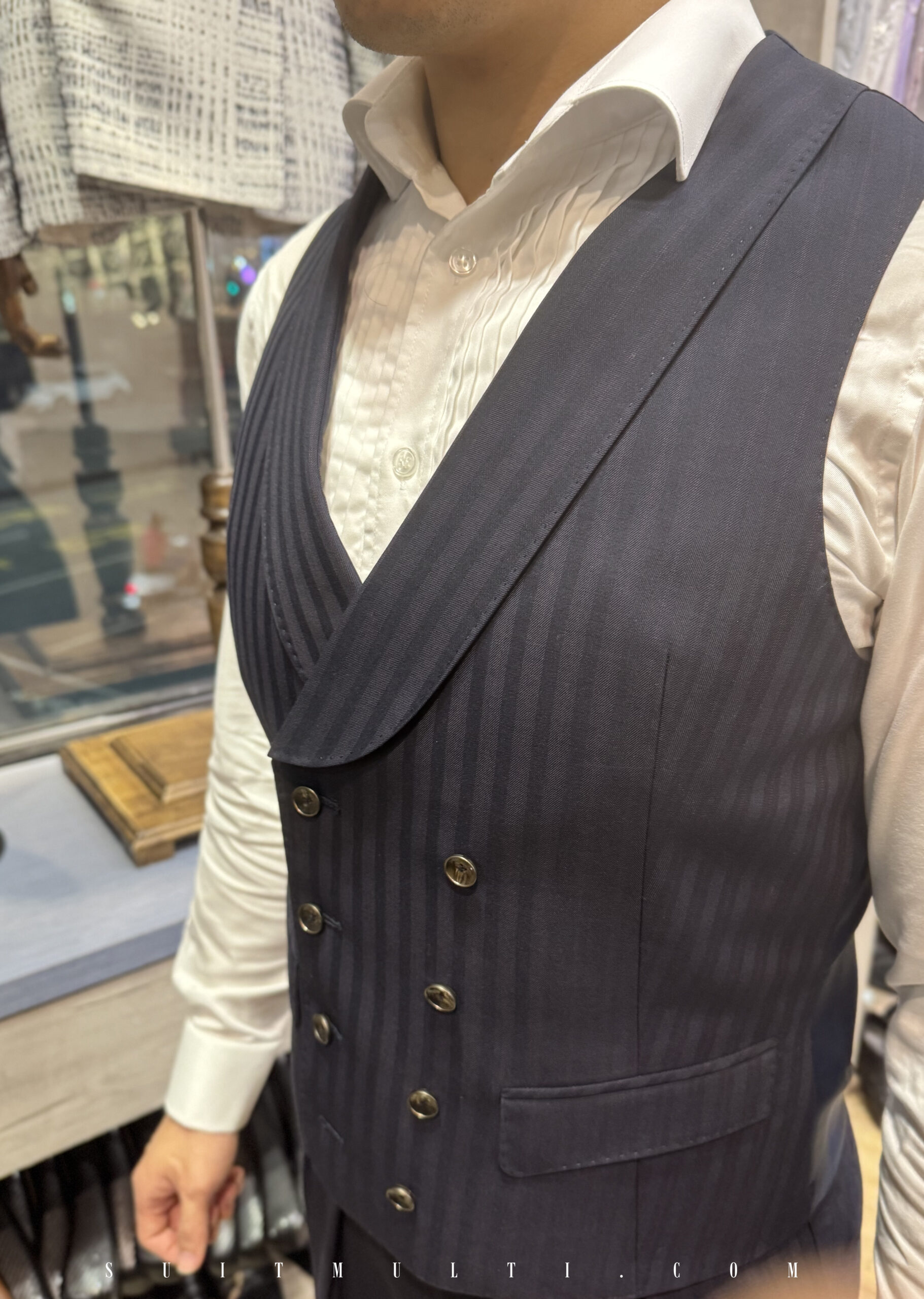 精緻工藝背心正面細節展示